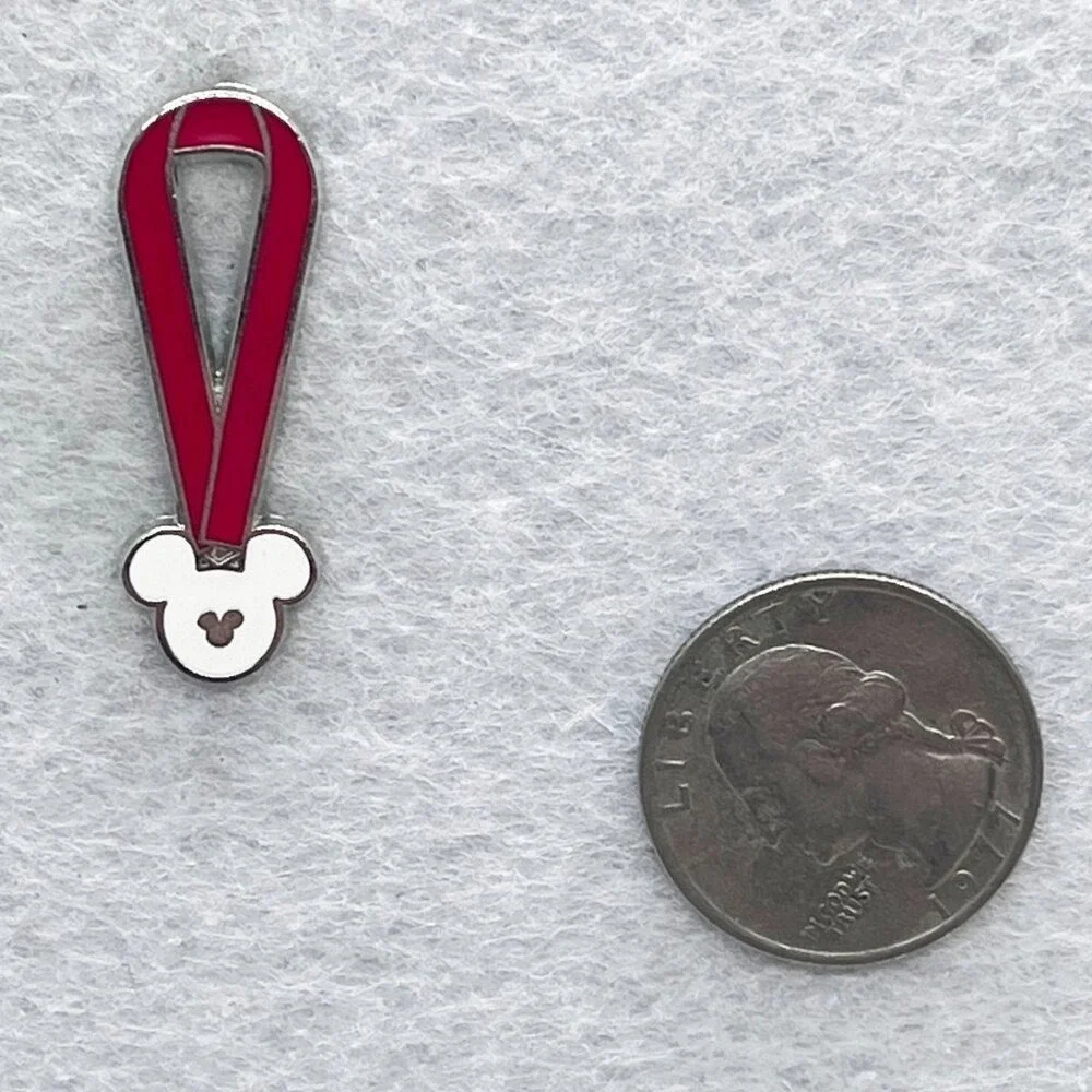 🔮 5/$25 Disney Red‎ Mickey Lanyard Pin